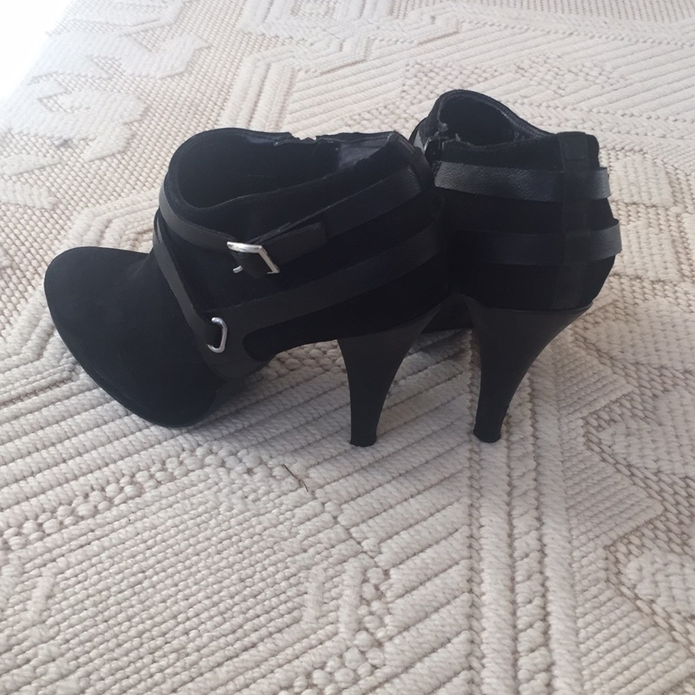 Booties - Picture 4 of 9